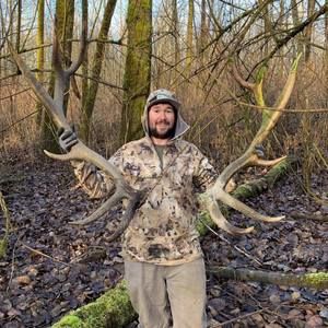 Meet your Posher, Travis